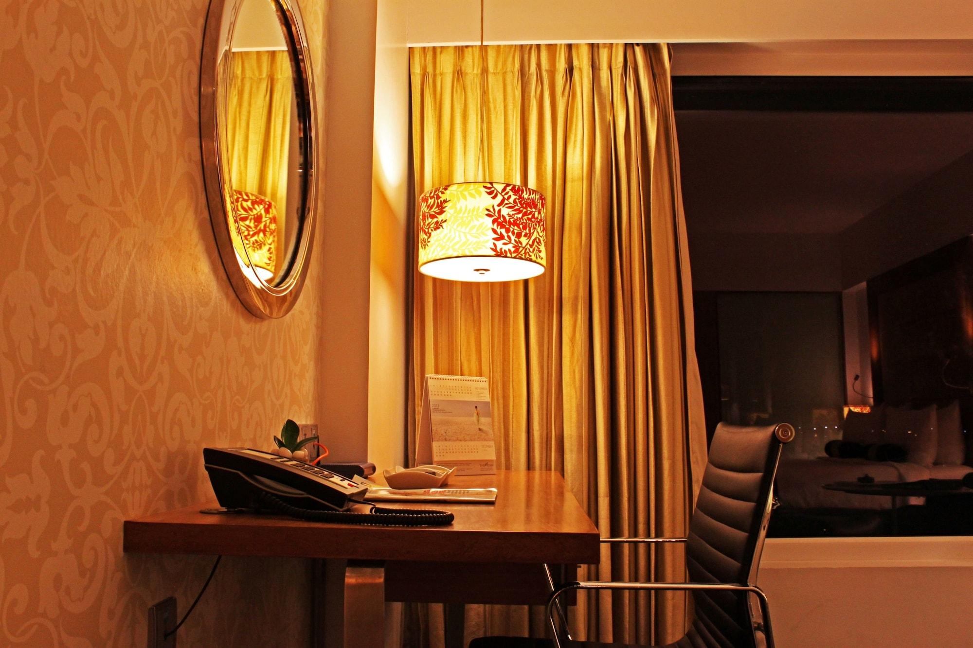 Fortune Select Sg Highway, Ahmedabad - Member Itc Hotels' Group Bagian luar foto