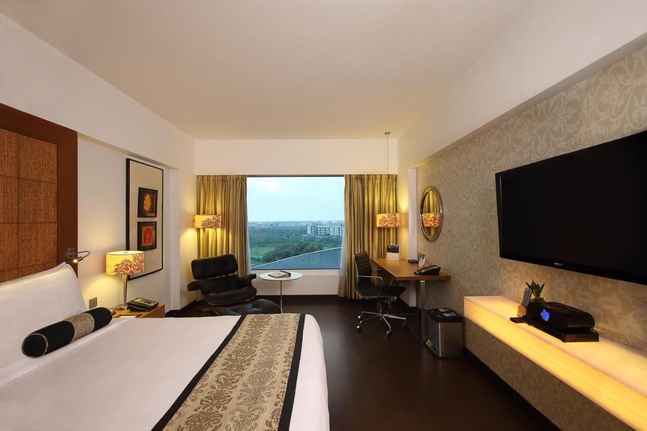 Fortune Select Sg Highway, Ahmedabad - Member Itc Hotels' Group Bagian luar foto