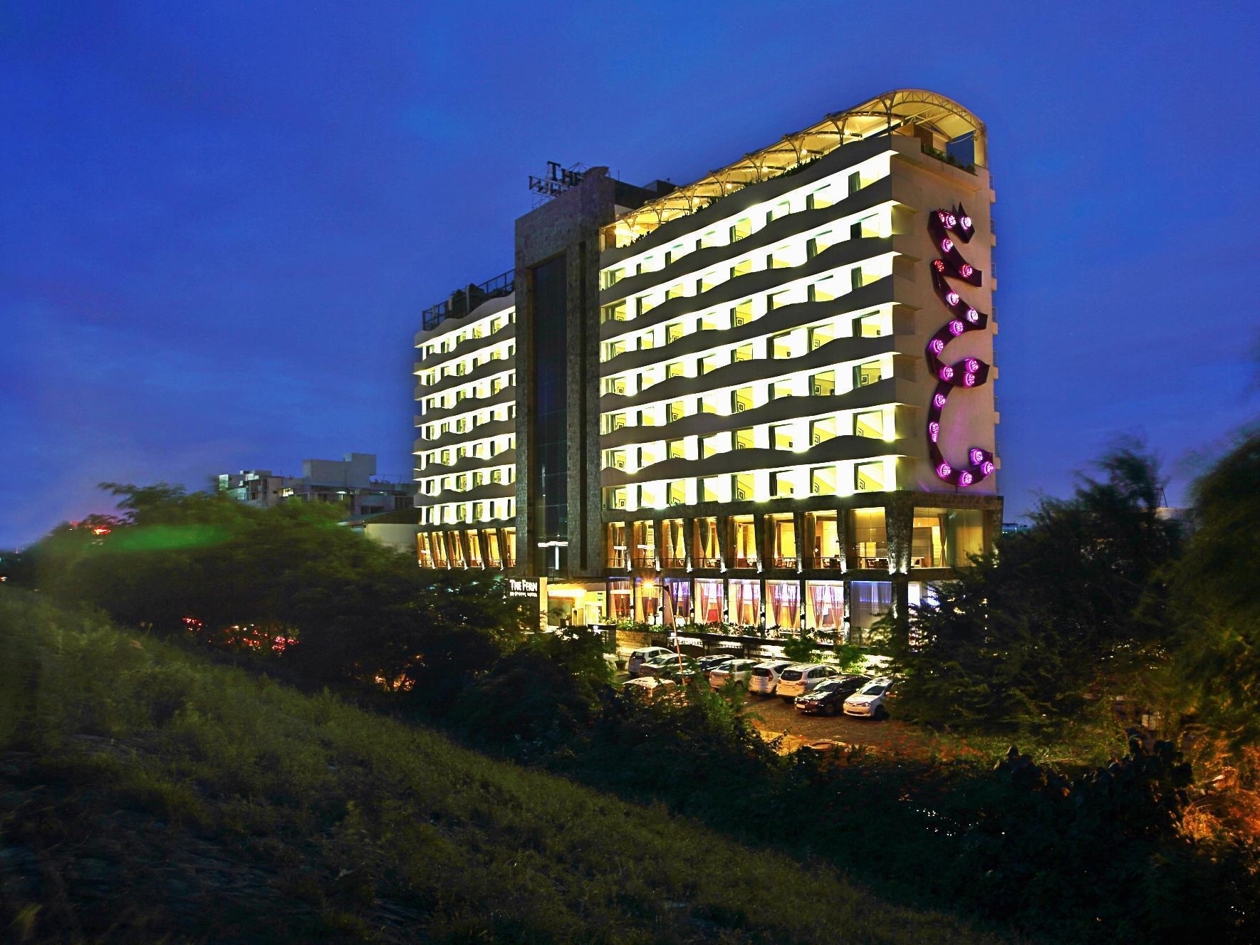 Fortune Select Sg Highway, Ahmedabad - Member Itc Hotels' Group Bagian luar foto
