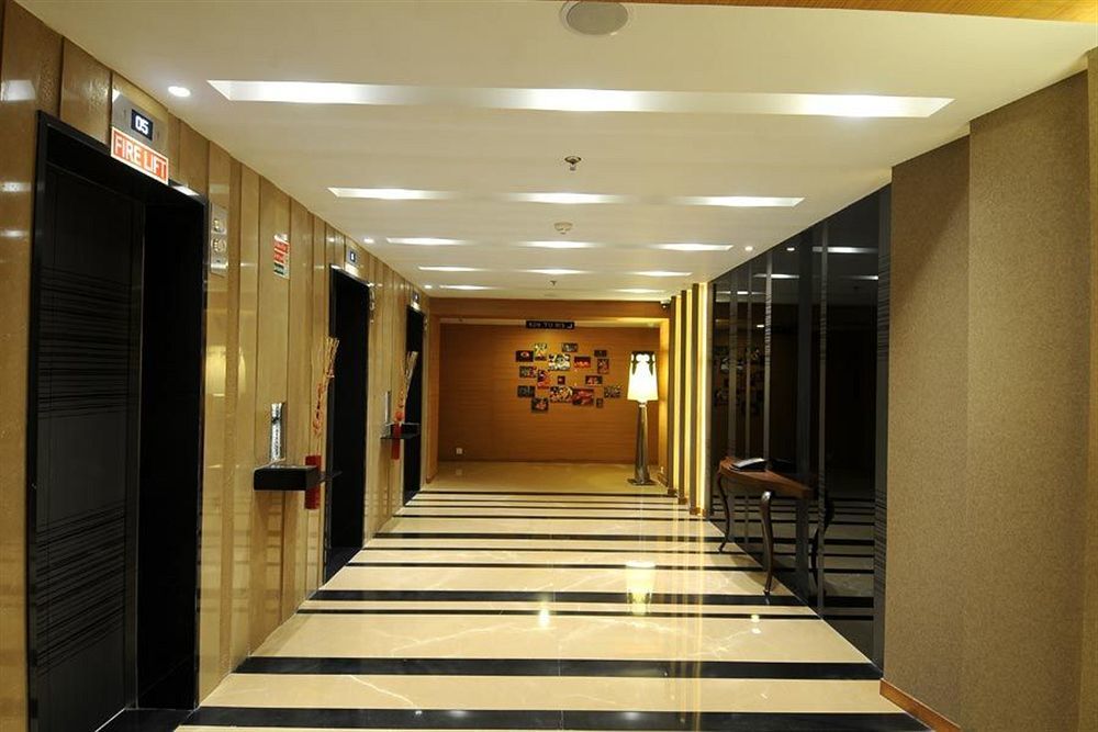 Fortune Select Sg Highway, Ahmedabad - Member Itc Hotels' Group Bagian luar foto