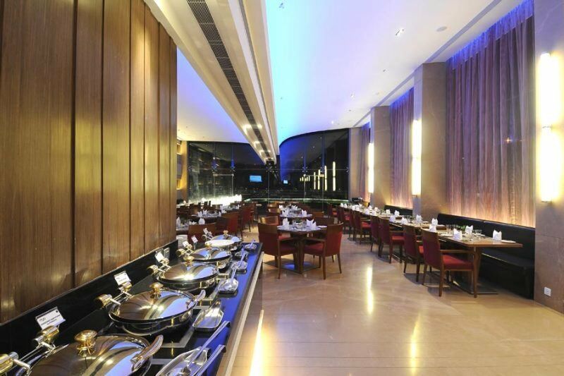 Fortune Select Sg Highway, Ahmedabad - Member Itc Hotels' Group Bagian luar foto
